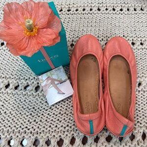 Tieks Women’s Flats in Peach Poppy-Limited Edition